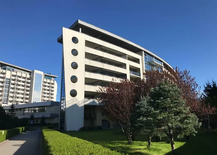 Apartamento 56 M2 Arka Medical