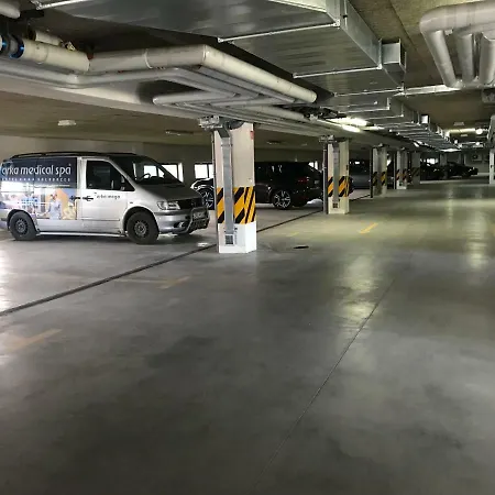 56 M2 Arka Medical アパート コウォブジェク